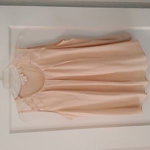 Cynthia Rowley 100% silk blush top